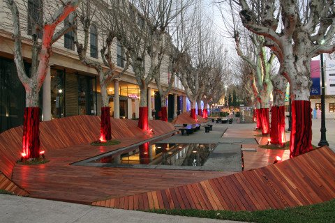 PLAZA ILUMINACION